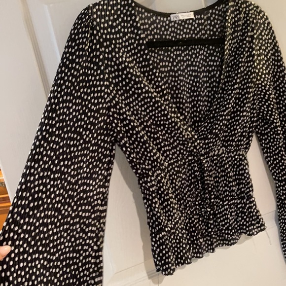 ZARA black and white polka dot long sleeve shirt - Picture 3 of 5